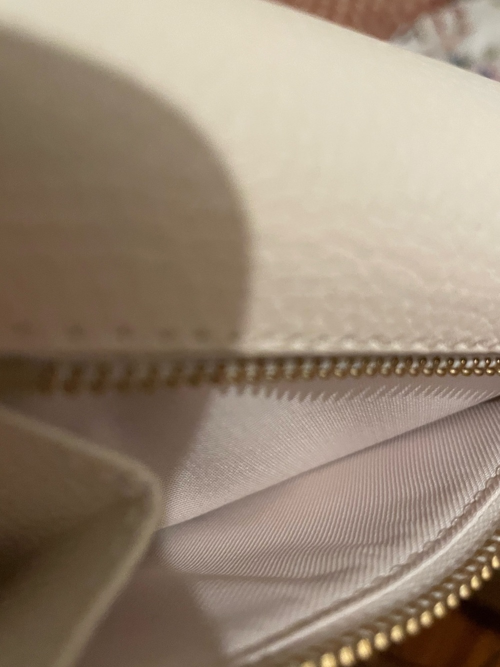 Coach Leather compact wallet in Chalk with Gold 'C' - Picture 5 of 13